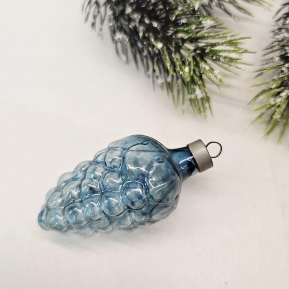 Vintage Unsilvered Blue Grapes Cluster Tree Glass Christmas Tree Ornament - Picture 3 of 6